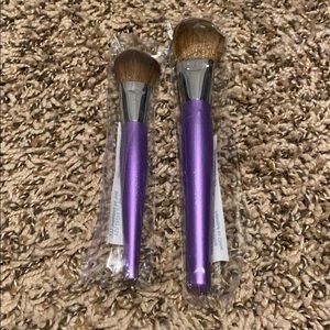 Younique Beachfront Small and Large Brush Set